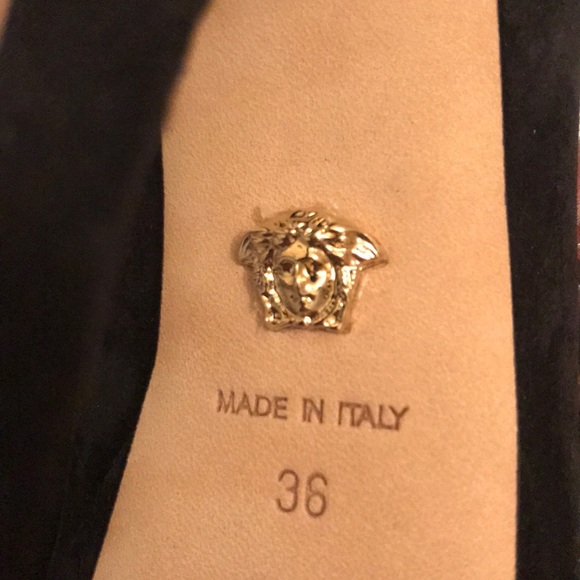 Versace runway booties! - Picture 4 of 6